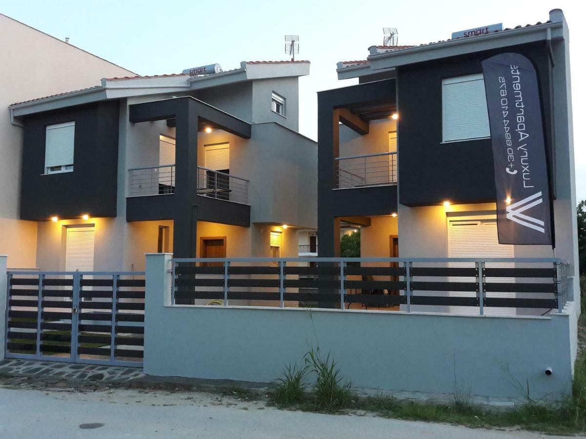 V Luxury Apartments Siviri Exterior photo