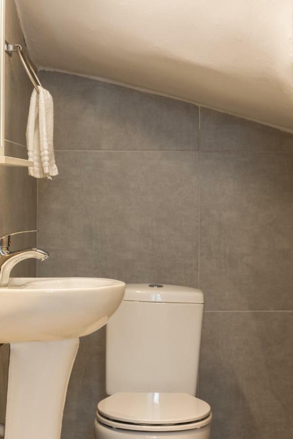 V Luxury Apartments Siviri Exterior photo
